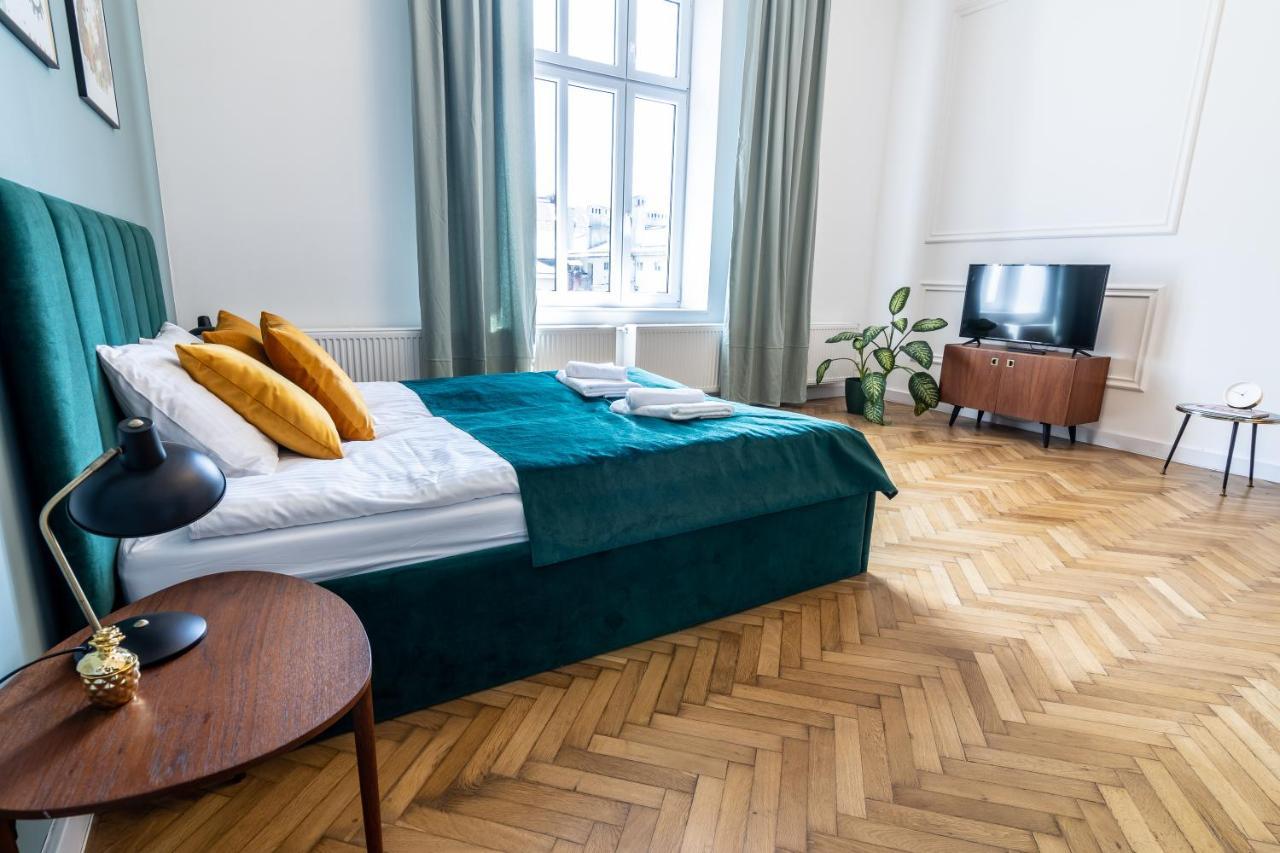 2Bcomfy - Barlickiego Lägenhet Bielsko-Biała Exteriör bild