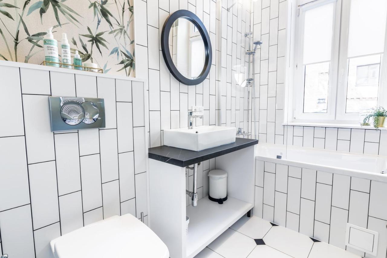 2Bcomfy - Barlickiego Lägenhet Bielsko-Biała Exteriör bild