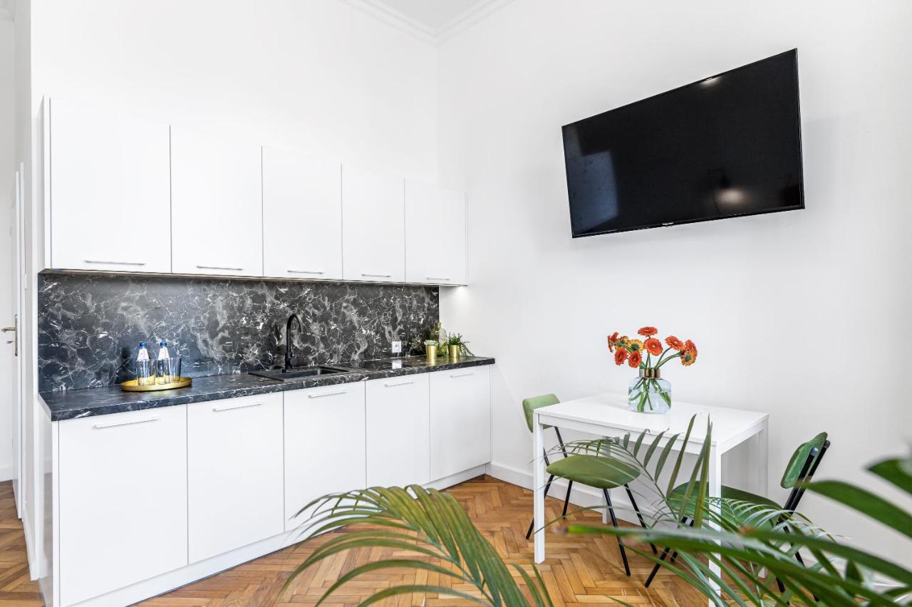 2Bcomfy - Barlickiego Lägenhet Bielsko-Biała Exteriör bild