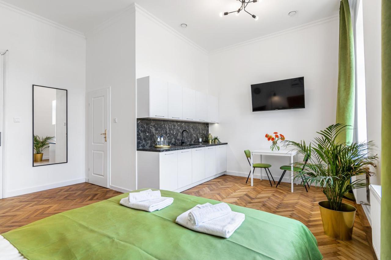 2Bcomfy - Barlickiego Lägenhet Bielsko-Biała Exteriör bild